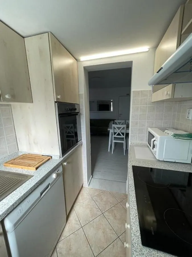 Casa de Férias Kuca Za Odmor Alf Vila Kampor Croácia